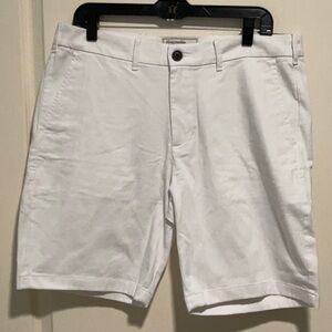 Men’s Abercrombie & Fitch Classic Short white 34” waist NWT